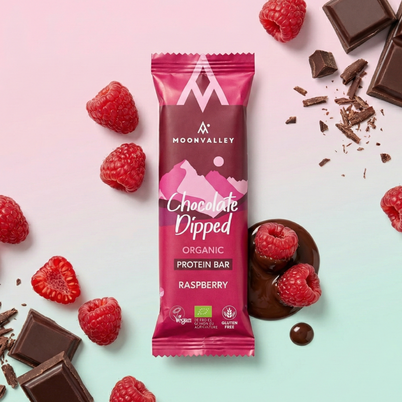 Moonvalley Proteinbar Sjokolade & Bringebær 50g Økologisk 1003578 Sporten Bagn 1